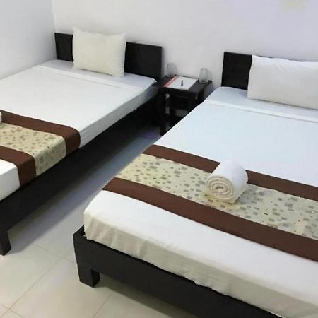 Trinco Relax Hut Otel Trincomalee Dış mekan fotoğraf