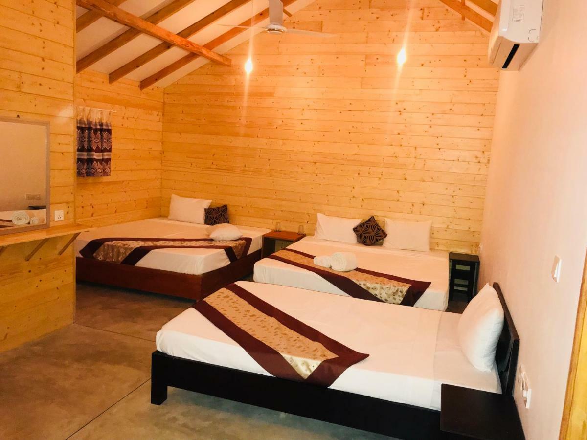Trinco Relax Hut Otel Trincomalee Dış mekan fotoğraf