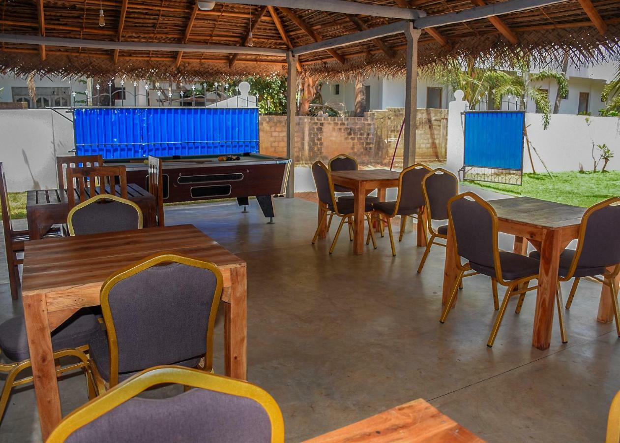 Trinco Relax Hut Otel Trincomalee Dış mekan fotoğraf